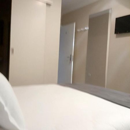 Saladestar Hotel วีลาโนวา เจ ฟามาลีเกา ภายนอก รูปภาพ